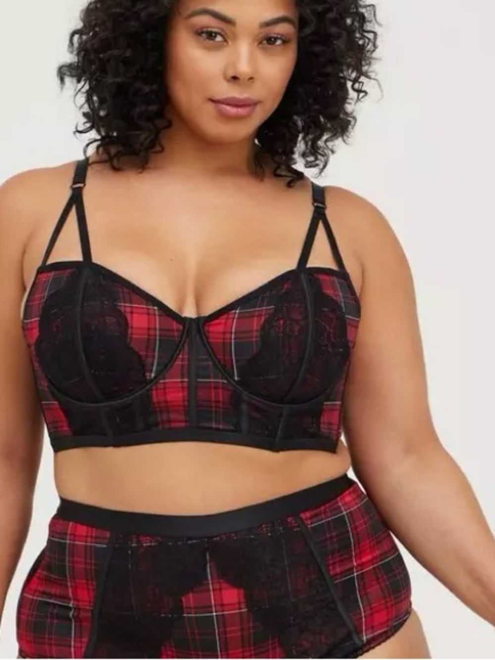 🆕 Torrid red plaid strappy bra, size 3